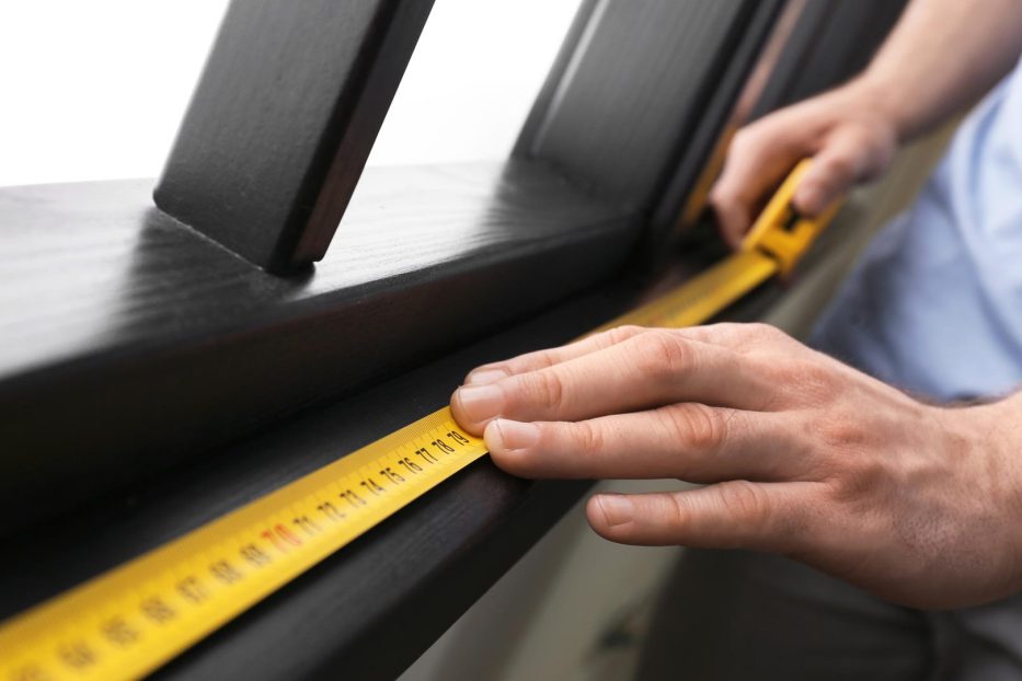 Selbständige Ausmessung der Fenstergrößen zur Kostenschätzung